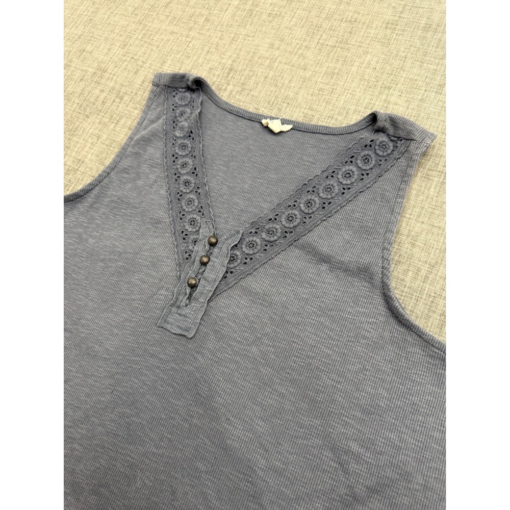 Maurices Tank Top Womens 1X Blue Eyelet Lace Henley Ribbed Knit Sleeveless
